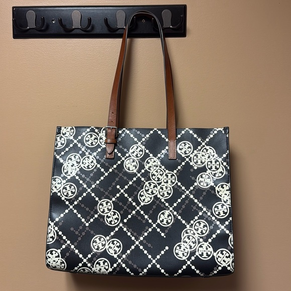 Tory Burch Handbags - Tory Burch Black and Brown Tote